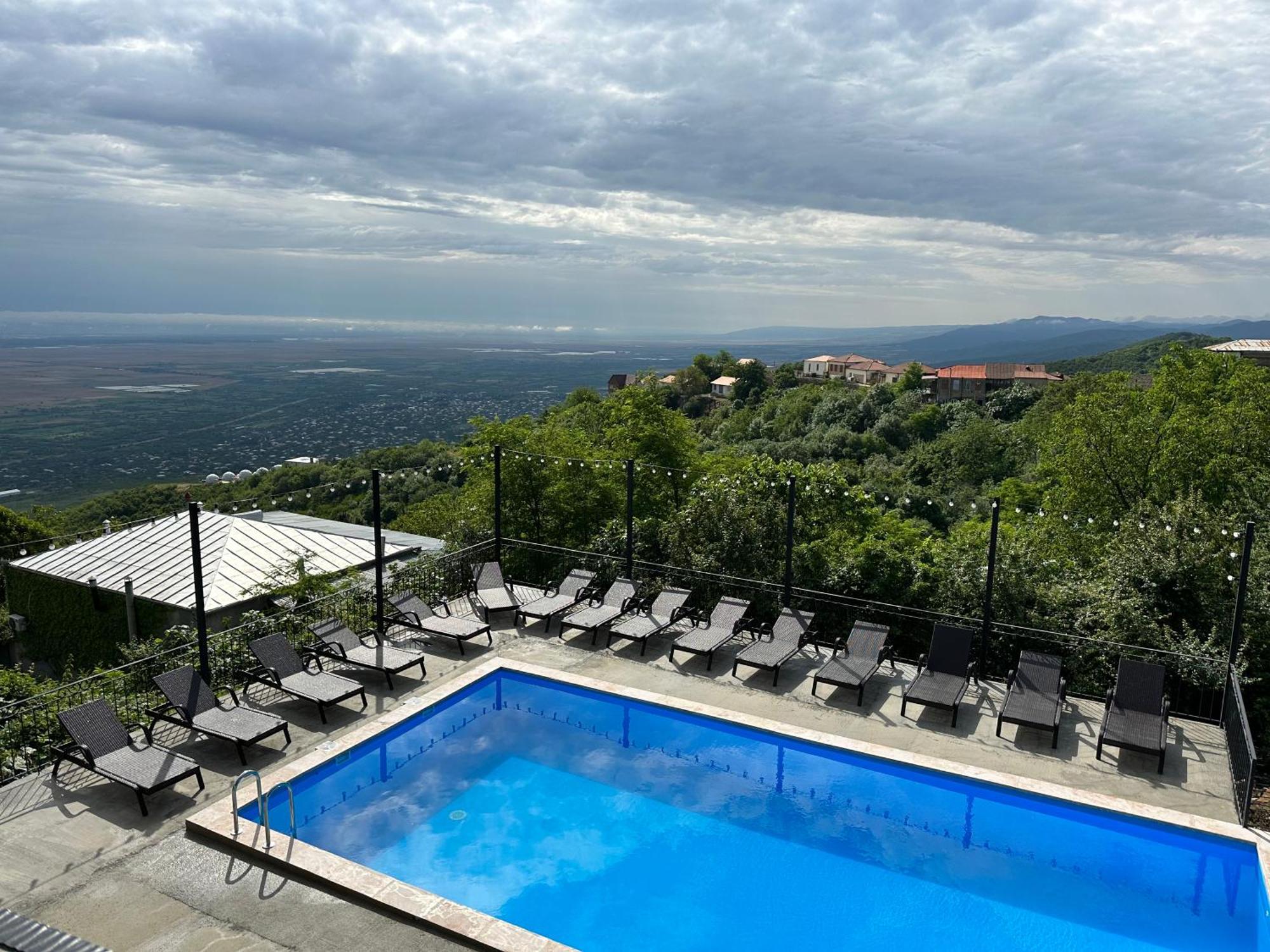 Boutique Hotel BelleVue Sighnaghi Extérieur photo